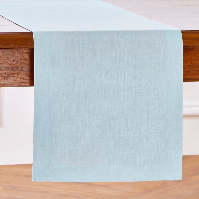 Solino Home Fete 100% Linen Table Runner &ndash; Handcrafted, Machine Washable, Perfect for Holiday and Everyday Dining