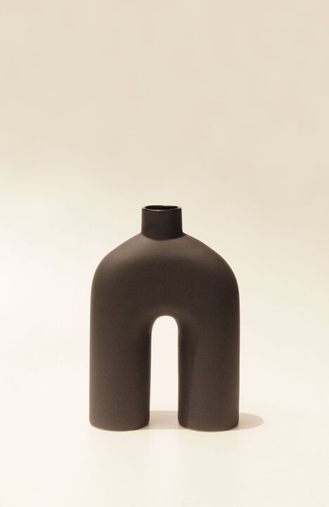 Ozo Vase
