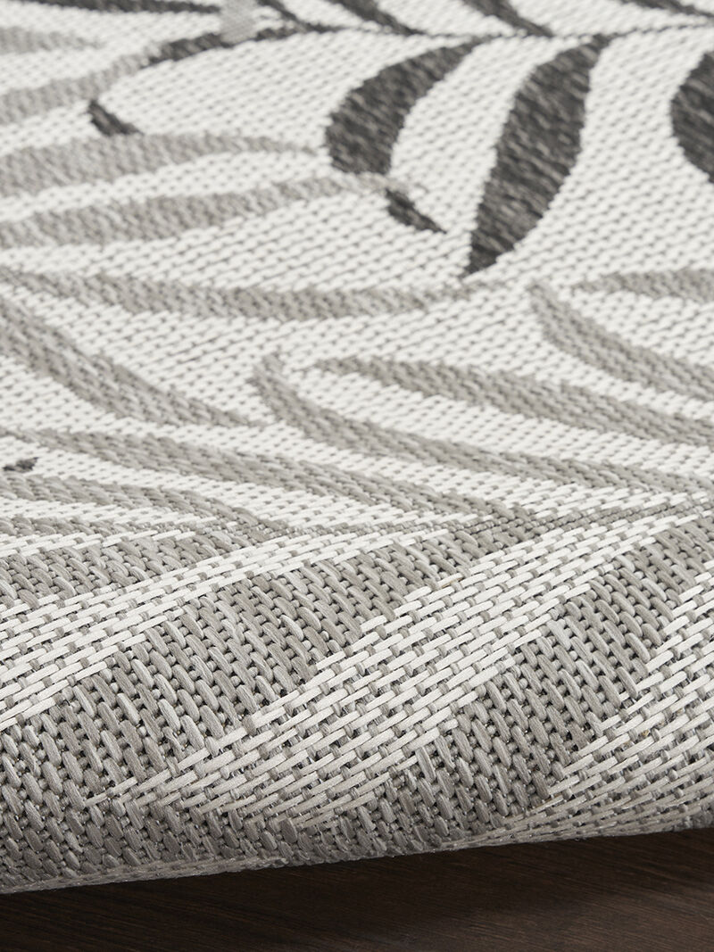 Garden Oasis GOA01 Gray 6' x 9' Rug