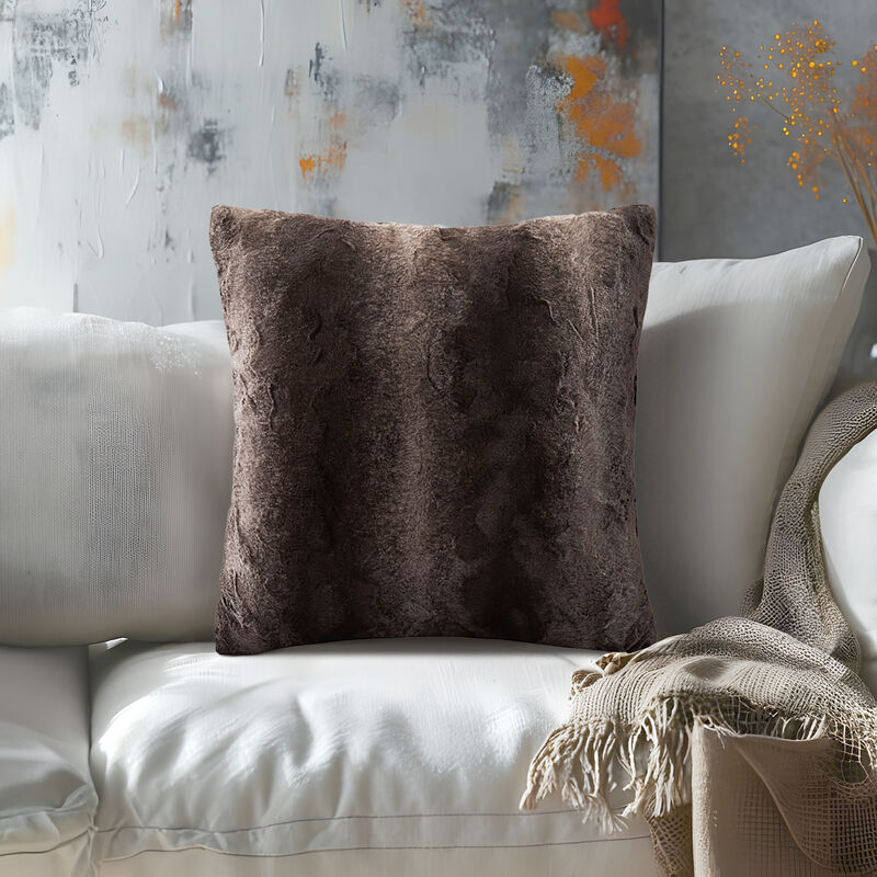 Gracie Mills Shawn Faux Brushed long Fur Square Pillow