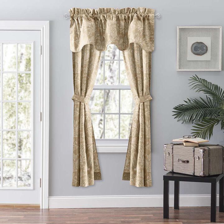 Ellis Curtain Lexington Leaf Pattern on Colored Ground Scallop Valance