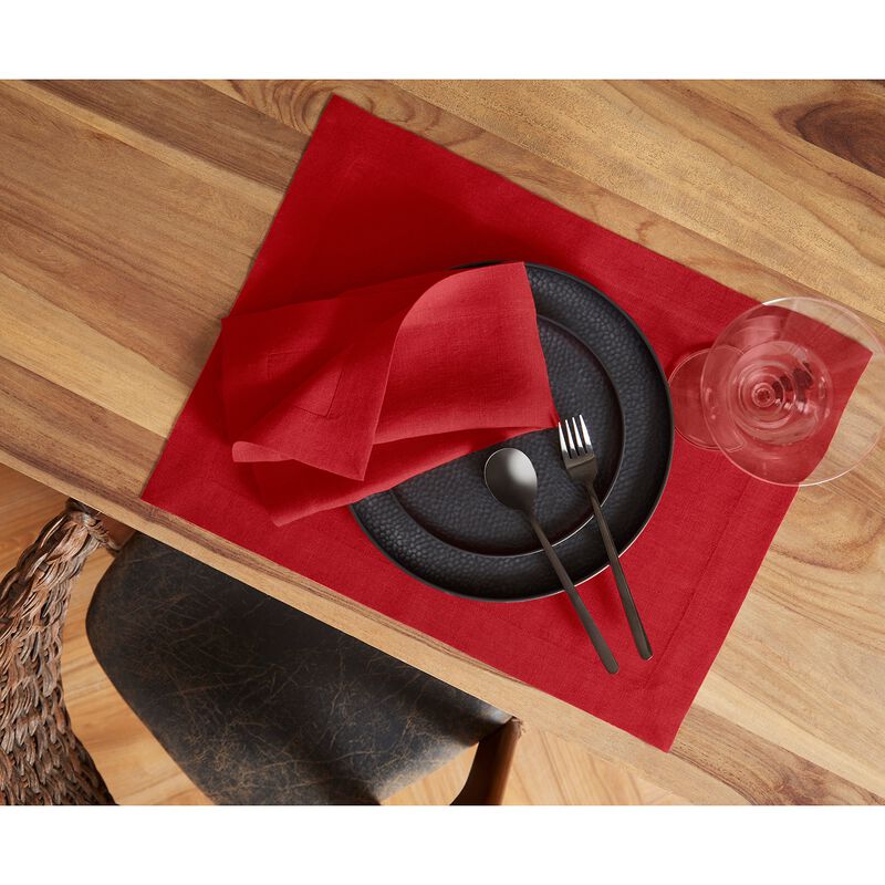 Solino Home Sonoma 100% Linen Placemats &ndash; Set of 6, 14 x 19 in, Machine Washable, Holiday and Everyday Dining