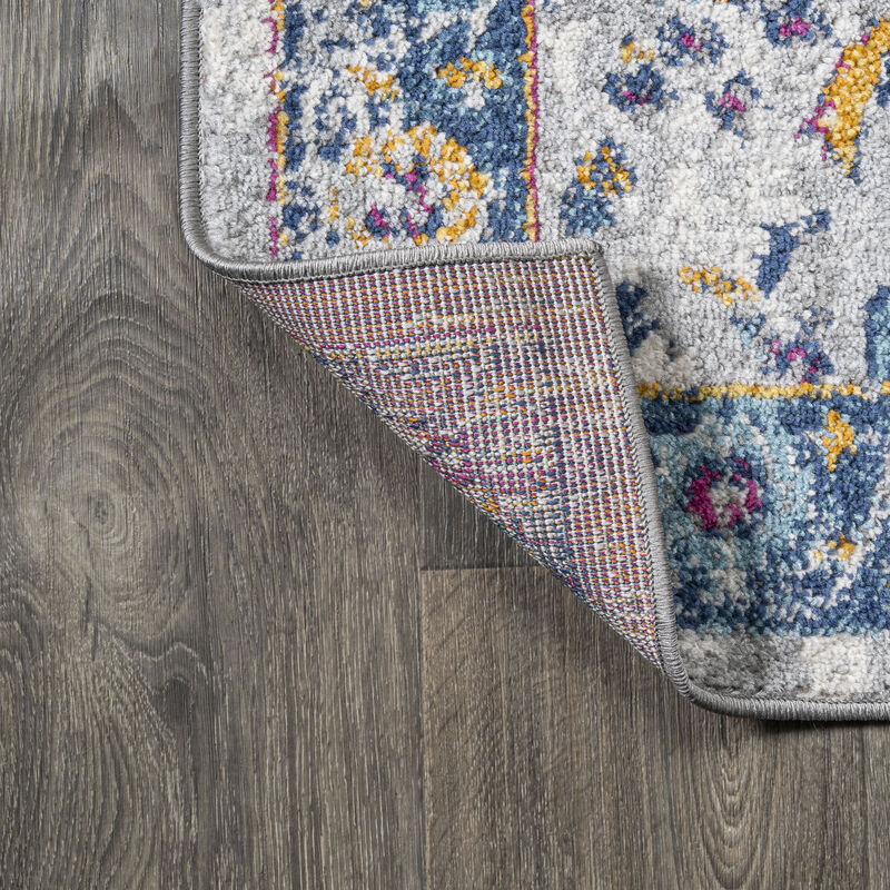 Izil Modern Persian Area Rug