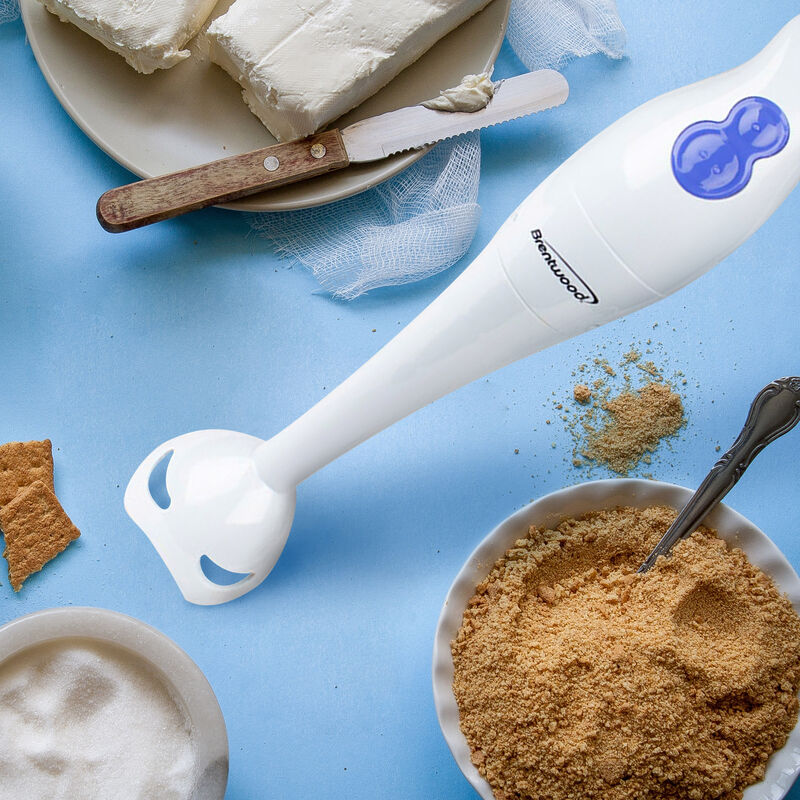 Brentwood 2-Speed Hand Blender in White