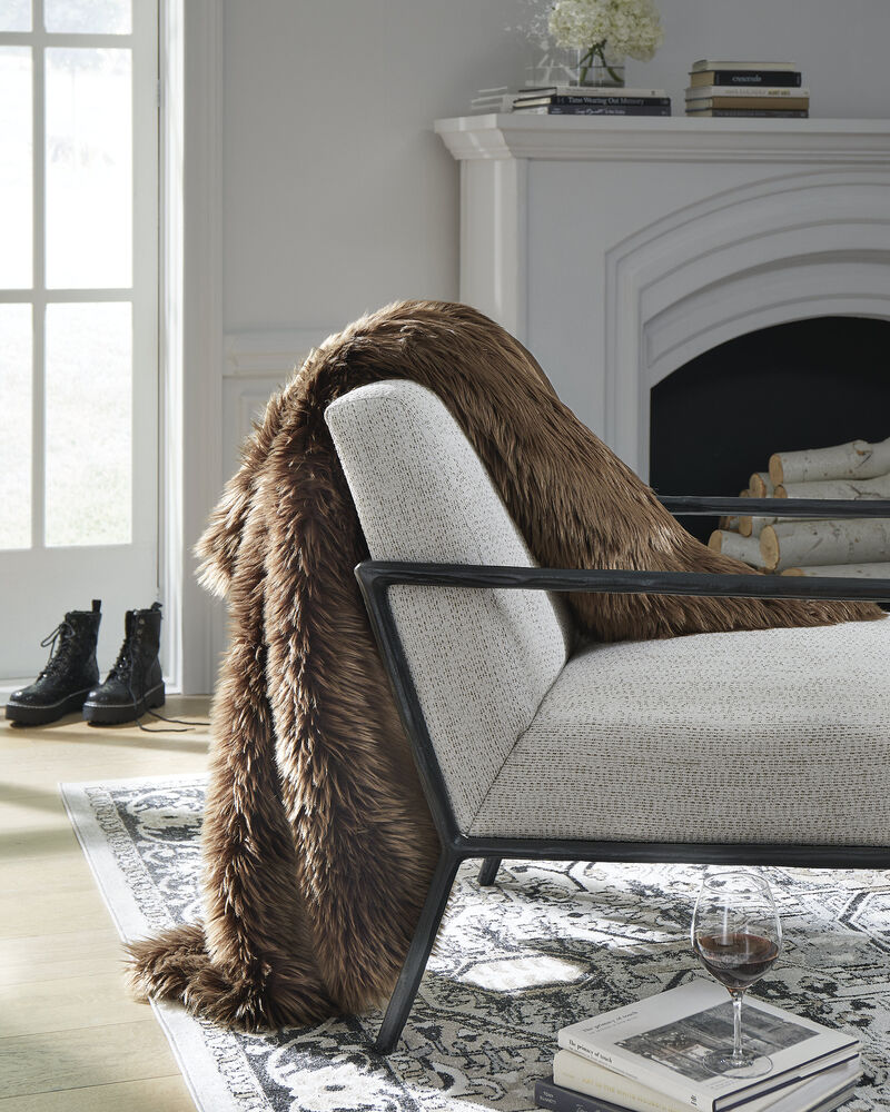 Bellethrone Throw (Set of 3) image number 1