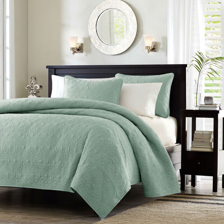 QuikFurn King size Seafoam Green Blue Coverlet Set with Quilted Floral Pattern