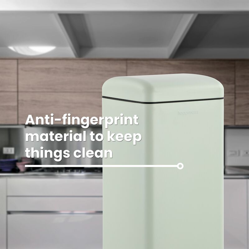 Betty Retro 8-Gallon Step-Open Trash Can