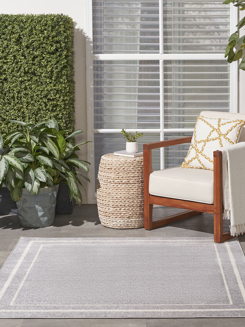 Nourison Essentials NRE02 Gray/Ivory 5' x Square Rug