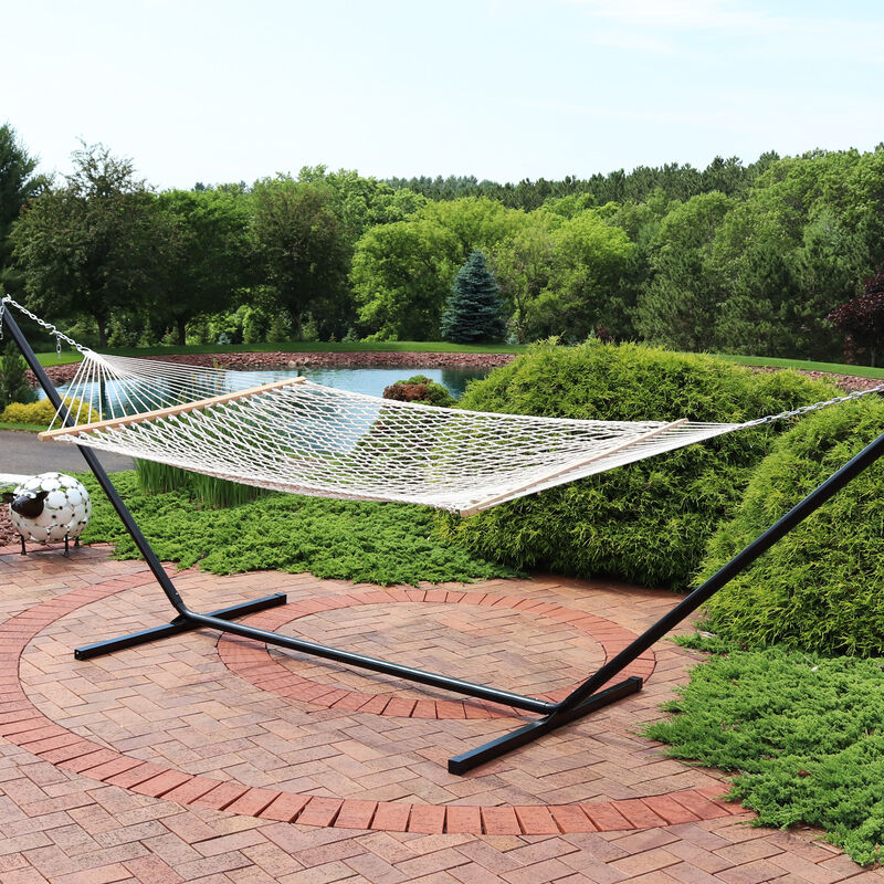 Sunnydaze 2-Person Polyester/Cotton Rope hammock with Steel Stand - Natural