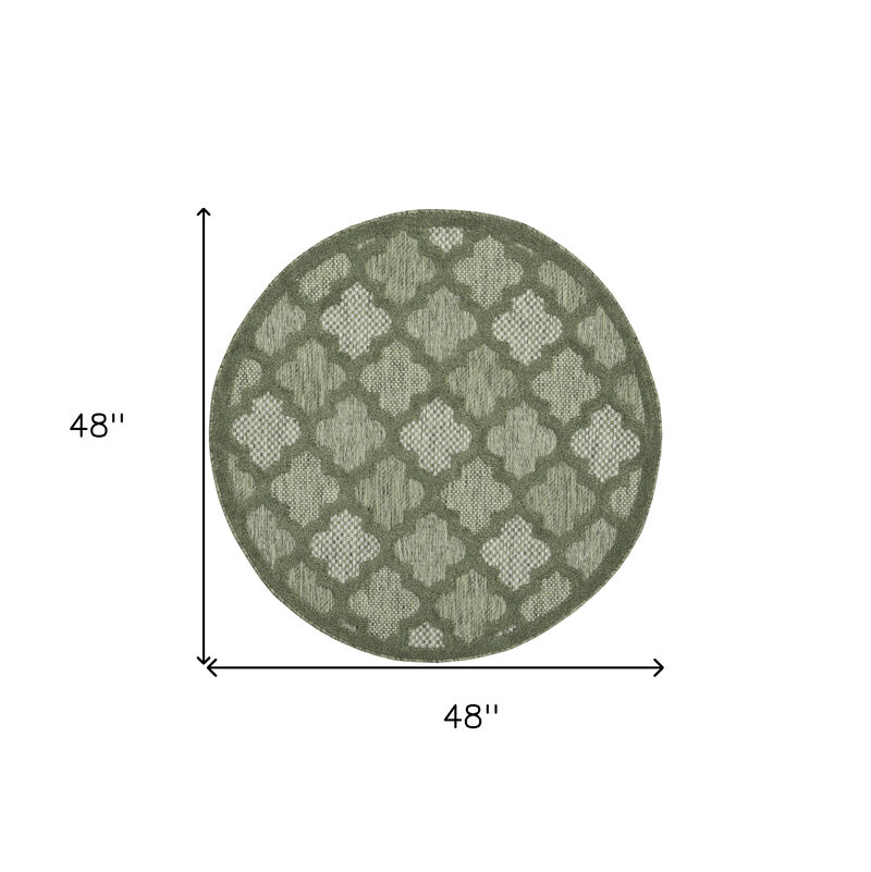 HomeRoots Round Geometric Indoor Outdoor Area Rug image number 3