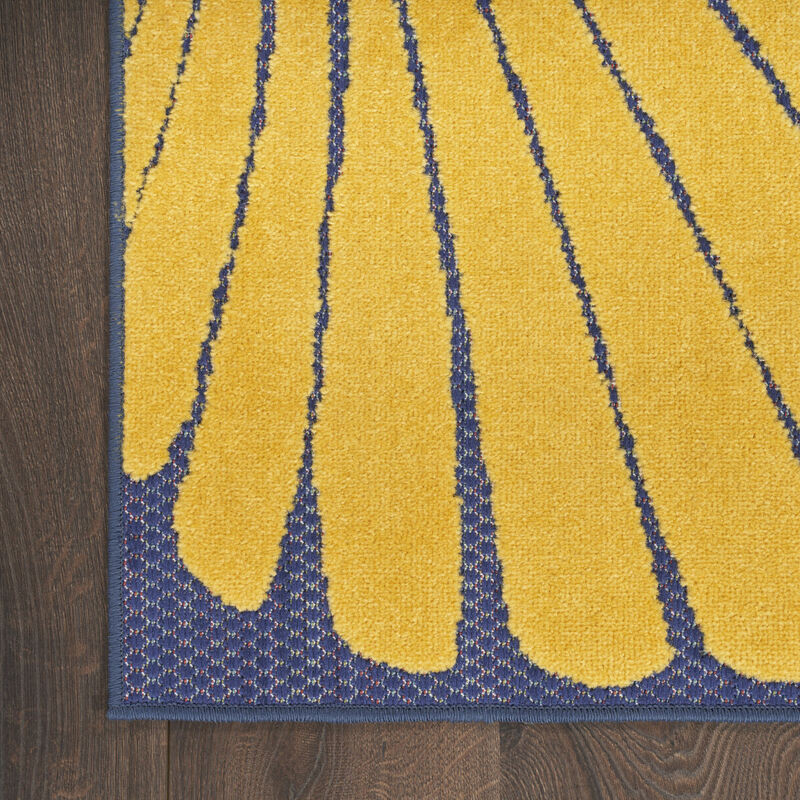 HomeRoots Indoor Outdoor Area Rug image number 5
