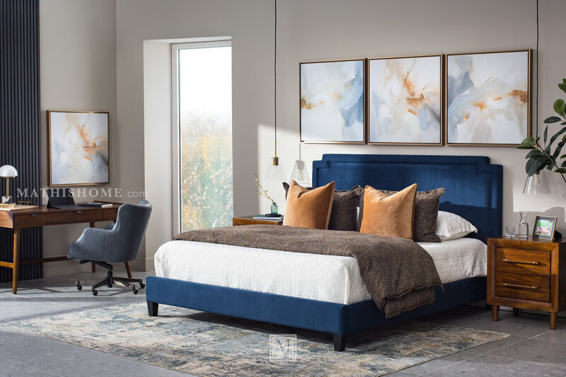 Hollis Queen Upholstered Bed