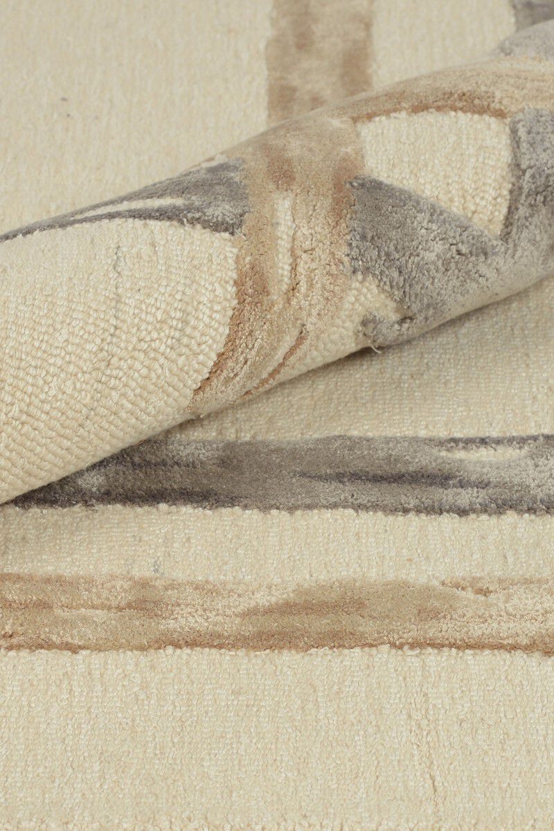Norman NMN109 8'9" x 11'9" Rug image number 3