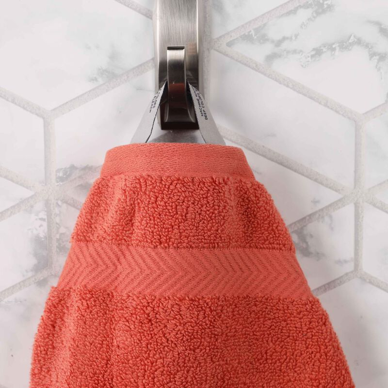 Plush Zero Twist Cotton Bath Towels Set of 2 for Bathroom Comfort image number 2
