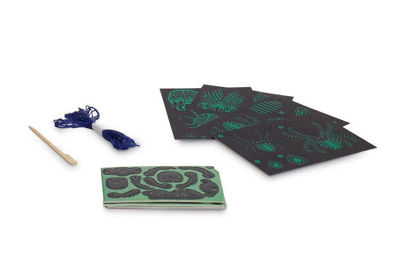 Totally Creepy Crawly 3D Scratch Art Set