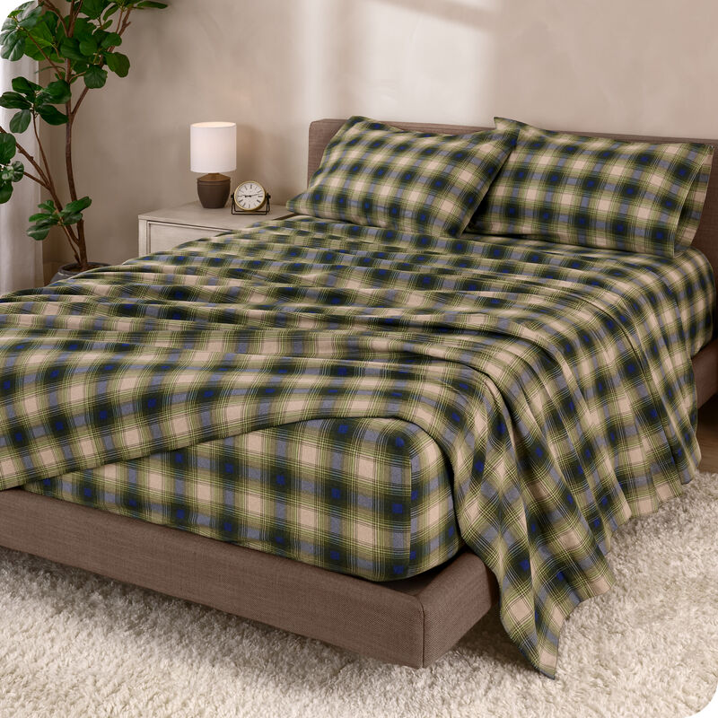 Soft & Cozy 100% Cotton Flannel Printed Pattern Sheet Set image number 1