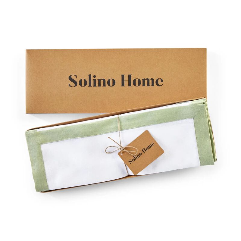 Christmas Linen Placemats 14 x 19 in Set of 4 - Classic, Solino Home