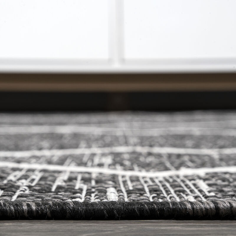 Carwa Tribal Diamond Trellis Indoor/Outdoor Area Rug