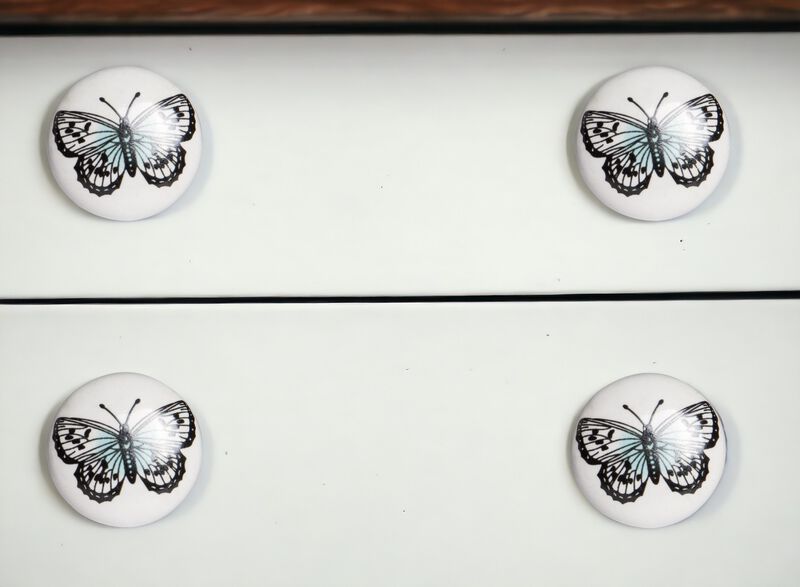 HomeRoots Set of Eight Black And White Ceramic And Metal Drawer Pull Knobs image number 1