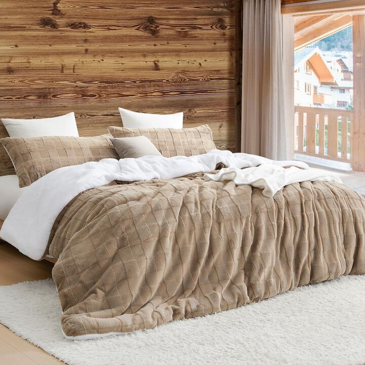 Chunky Bunny Crossing - Coma Inducer� Oversized Comforter Set