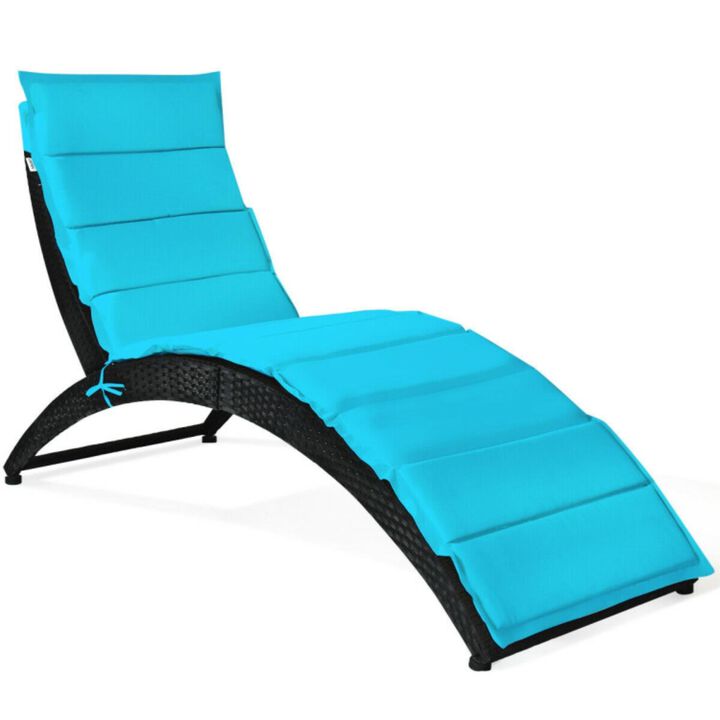 Hivvago Folding Patio Rattan Portable Lounge Chair Chaise with Cushion
