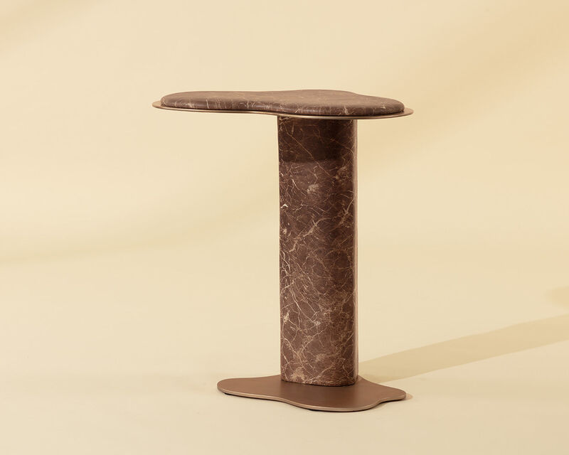 Isola End Table image number 1
