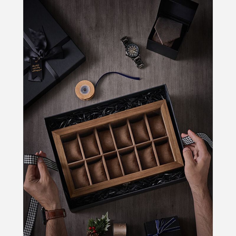 12-Slot Wooden Watch Box for Elegant Timepiece Storage
