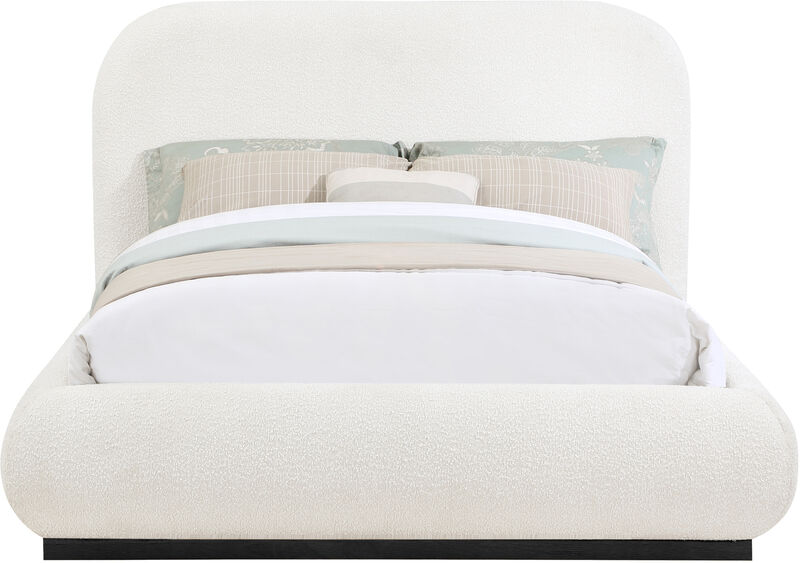 Meridian Furniture Vaughn Cream Queen Bed