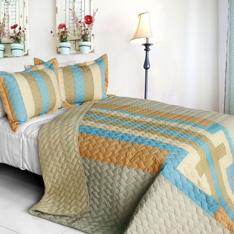 3-Piece Quilted Patchwork Quilt Set Lightweight Cozy Bedding image number 0