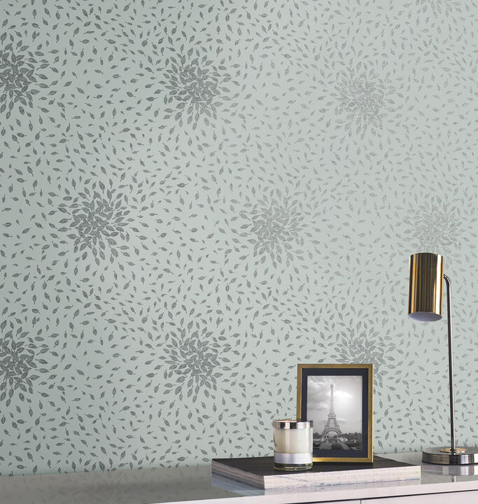 Petite Leaves Spa & Silver Wallpaper