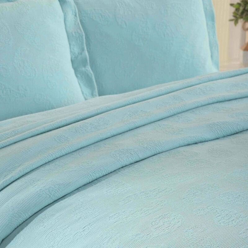 Lightweight Cotton Bedspread Set with Matching Shams image number 3