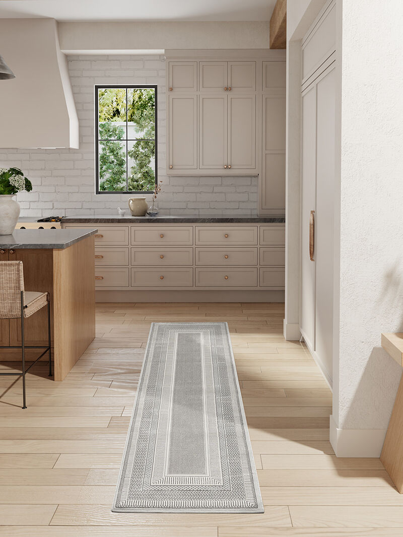 Glitz GLZ07 Silver 2'3" x 7'6" Rug