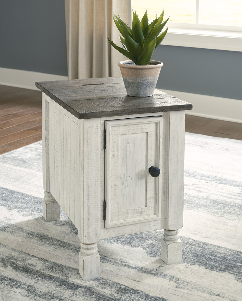 Havalance Chairside End Table image number 1
