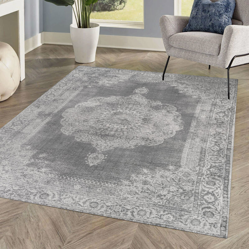 Kelly Rosalia Cottage Medallion Area Rug