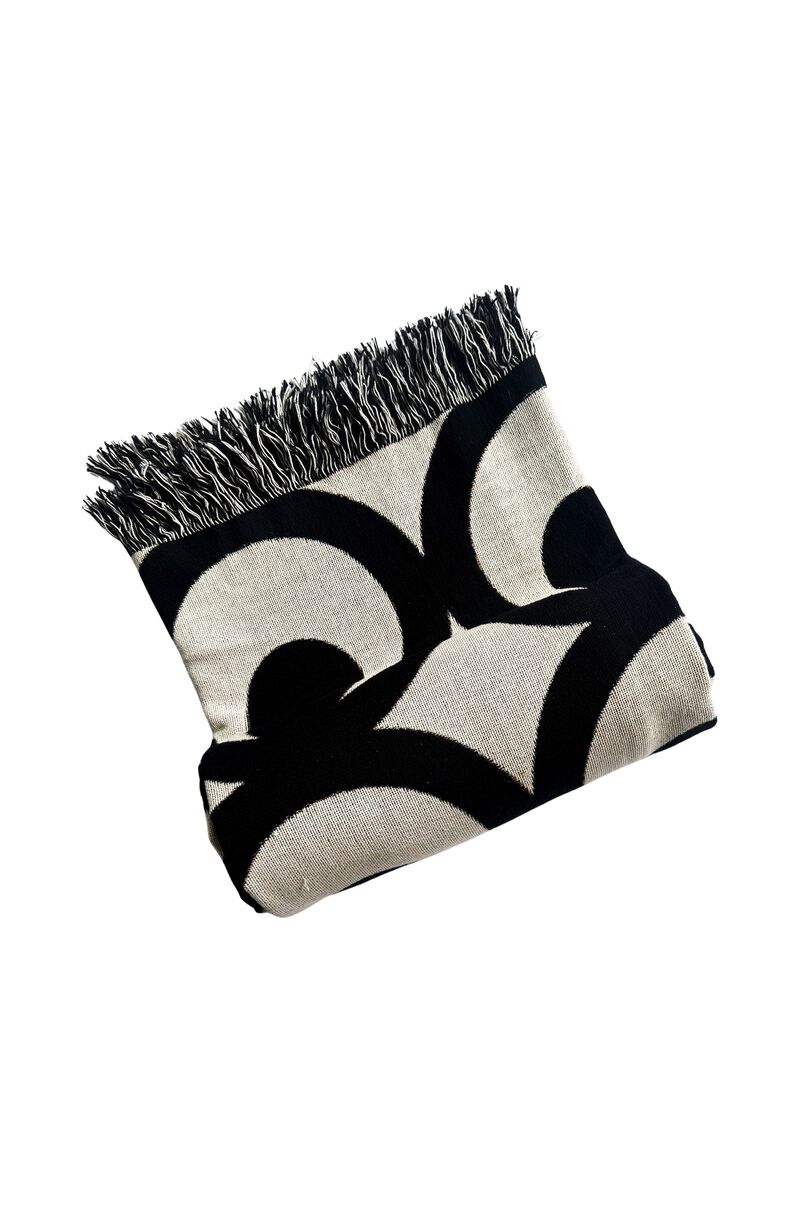 Mate Masie Cotton Knit Blanket image number 0