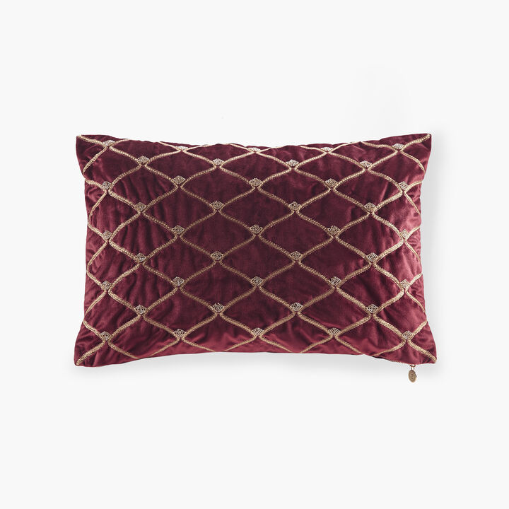 Gracie Mills Brad Foxtail Stitched Velvet Oblong Decor Pillow
