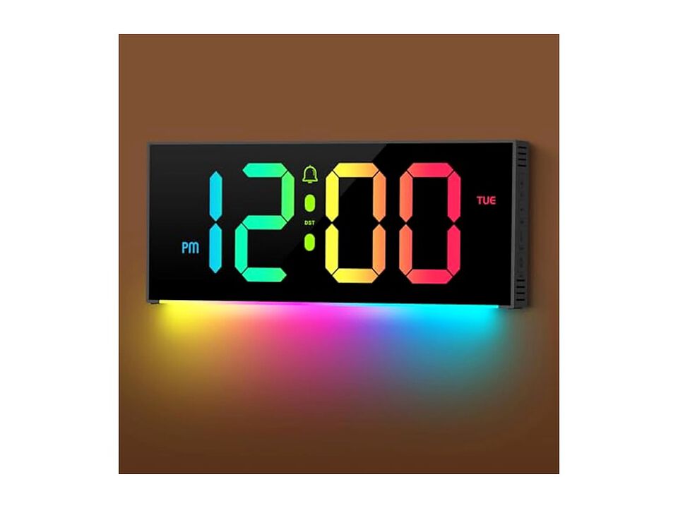 Digital Full Screen Display RGB Wall Clock 12 Inch Glow In Dark
