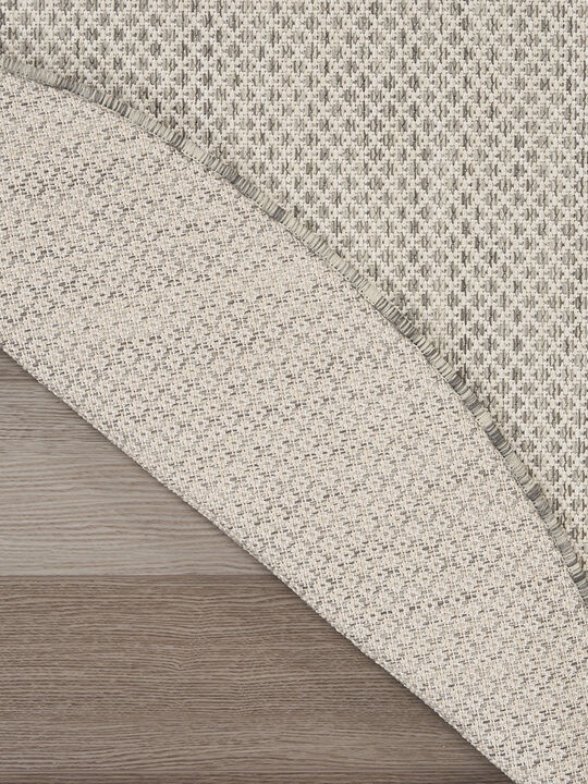 Courtyard COU01 Ivory/Silver 5' x 8' Oval Rug