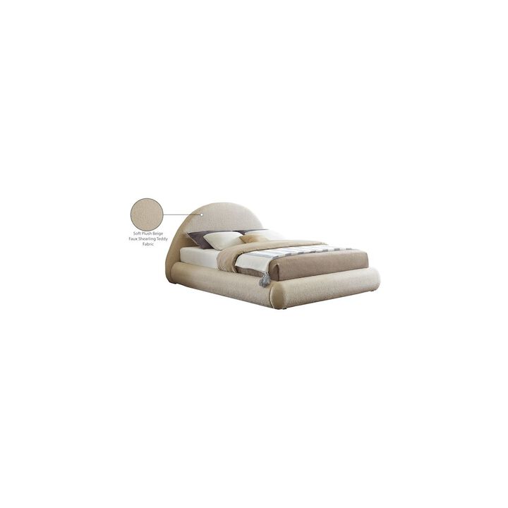 Meridian Furniture Rudy Beige Teddy Fabric Full Bed