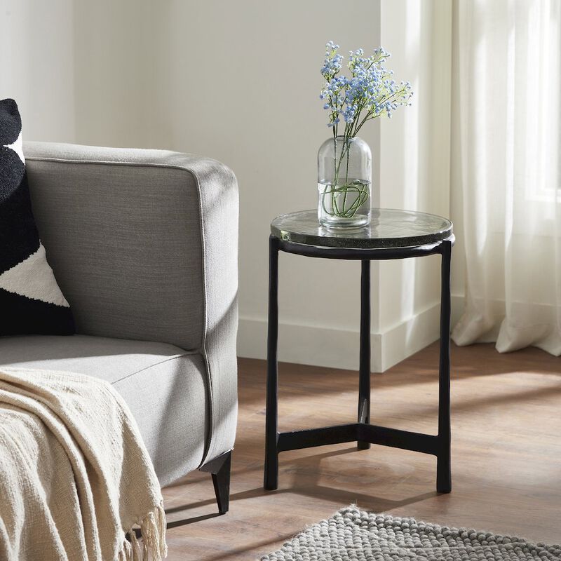Renwil Avila Side Table In Black Color