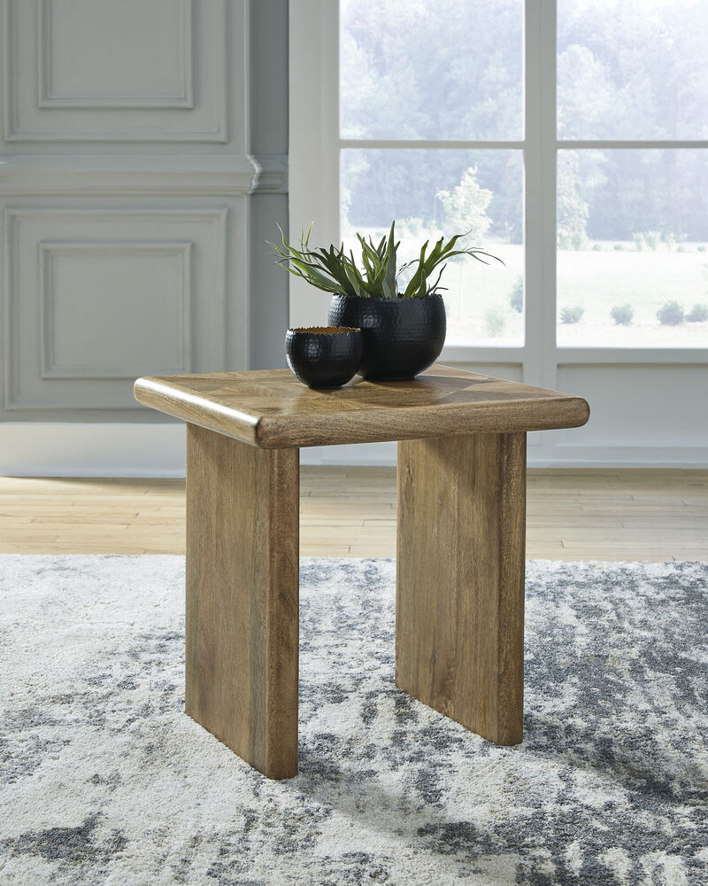 Lawland End Table