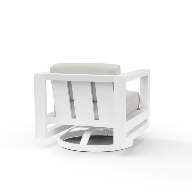 Newport Swivel Club in Cast Silver, No Welt