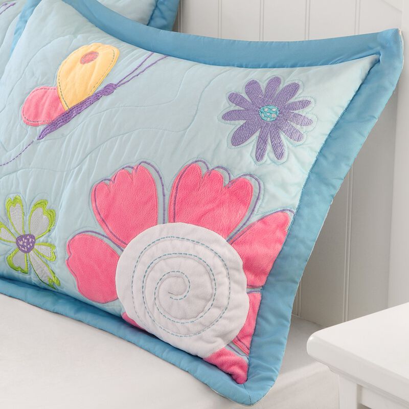 Gracie Mills Alara Springtime Reversible Quilt Set with Throw Pillow