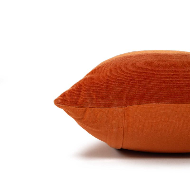 T22403 Pillow
