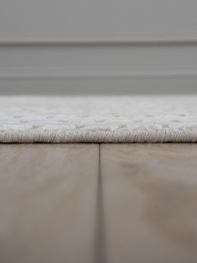 Manhattan MAH702 3' x 10' Runner Rug image number 2