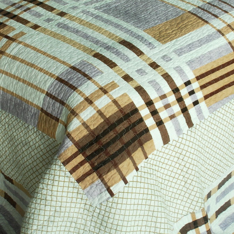 Queen Size 3-Piece Cotton Quilted Printed Quilt Set with Matching Pillow Shams image number 3