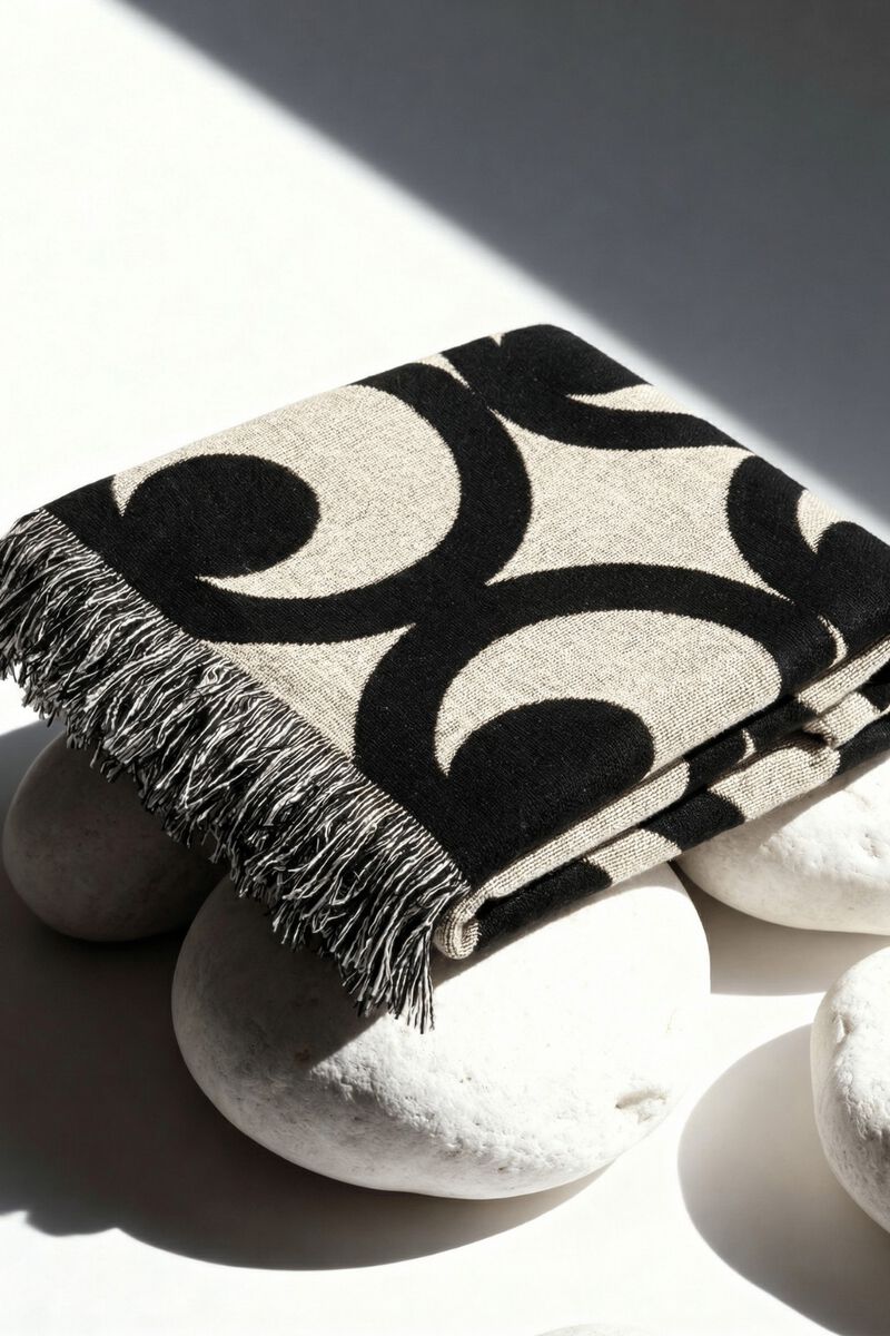 Mate Masie Cotton Knit Blanket image number 3