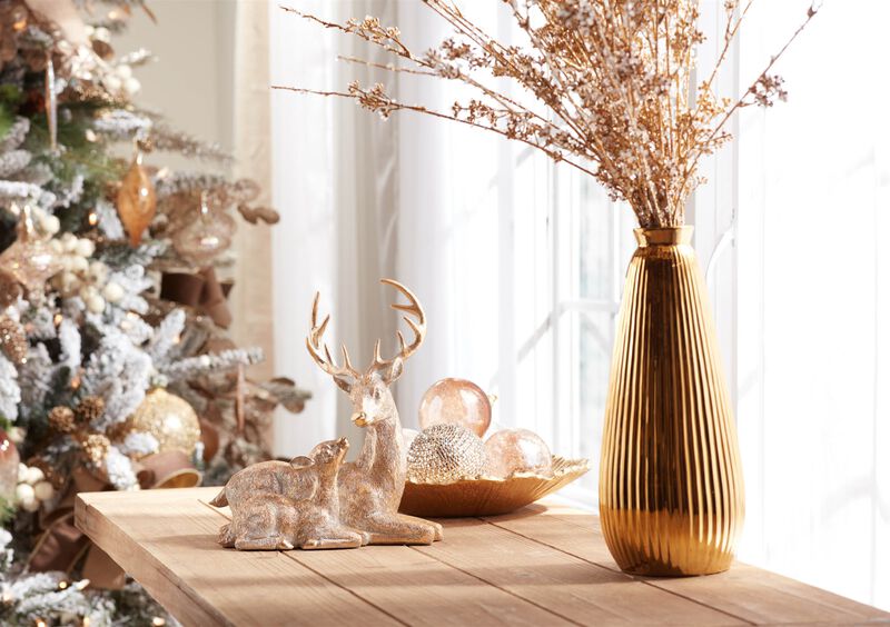 Winter Deer with Fawn Figurines (Set of 2) – Charming Holiday Animal Decor for Festive Display