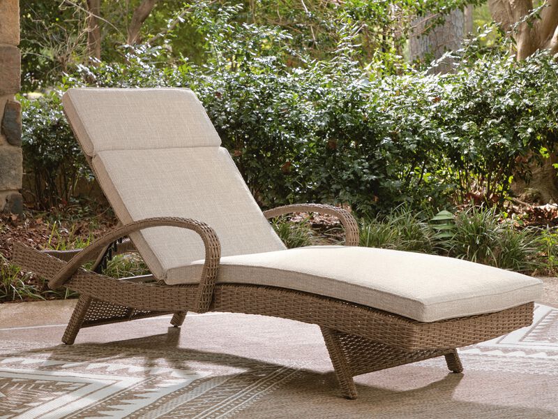 Revare Beach Chaise Lounge with Cushion image number 1