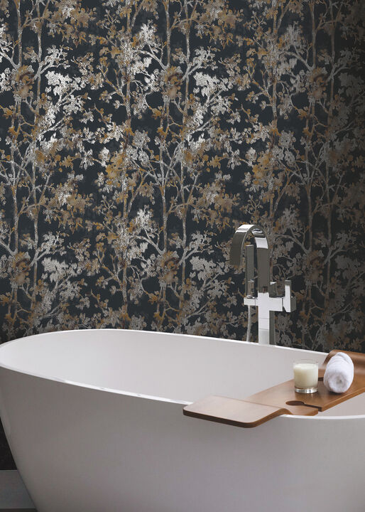 Shimmering Foliage Black Wallpaper